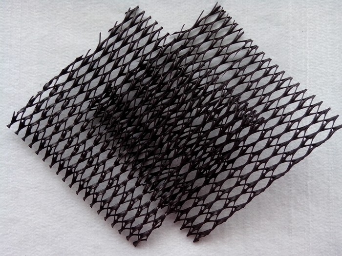 三維(wéi)排水網